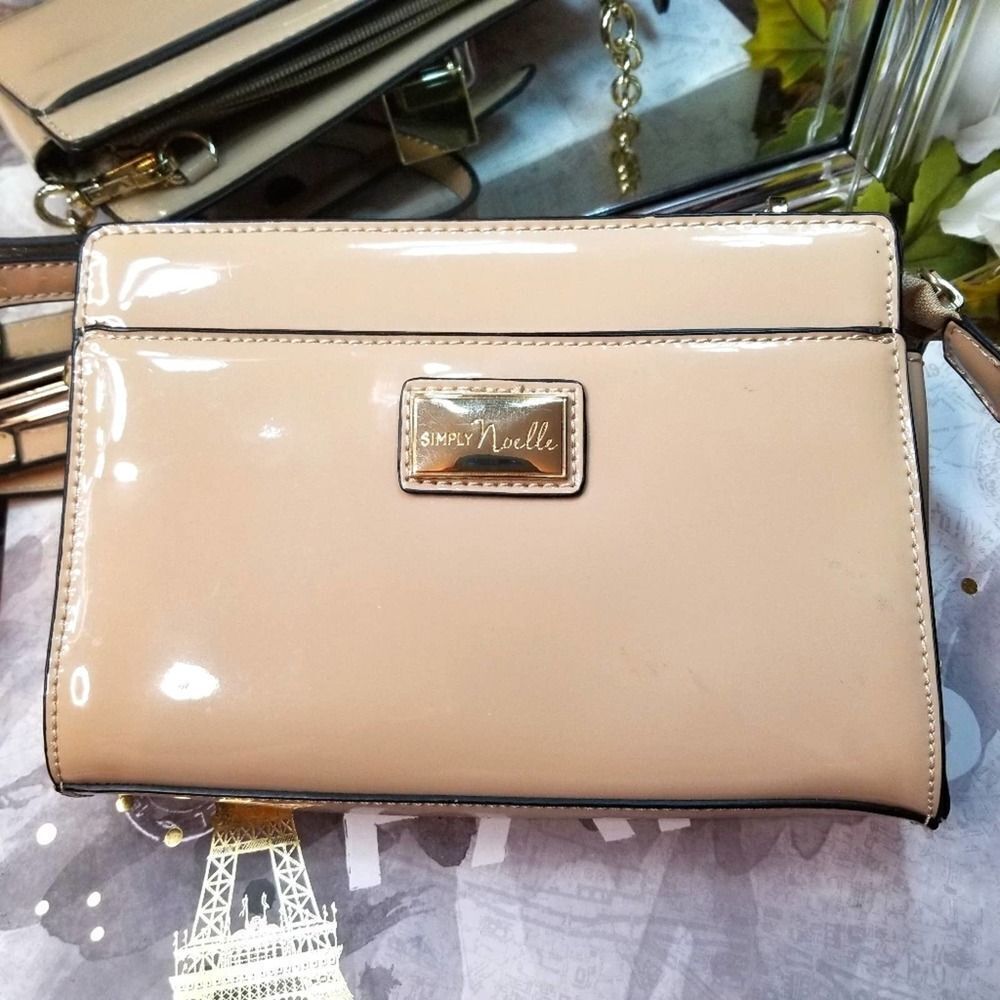 Simply Noelle Cream and Gold Buckle Strap Crossbody